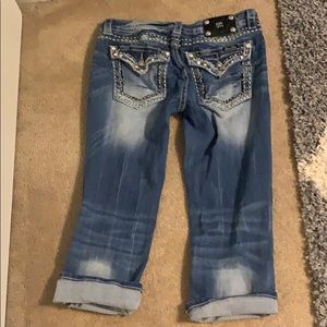 Miss Me Capri Jeans